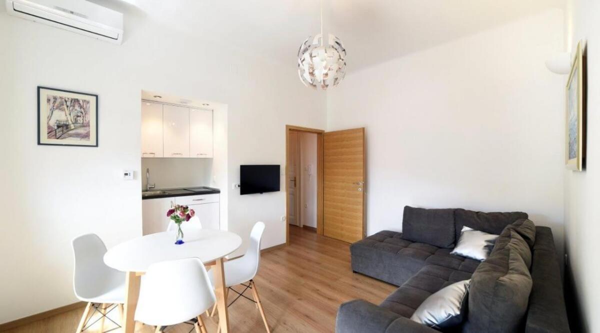 City 1 Apartment In The Center Of ザグレブ エクステリア 写真